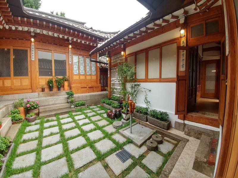 Bukchon Hyosunjae Guesthouse Сеул Екстер'єр фото