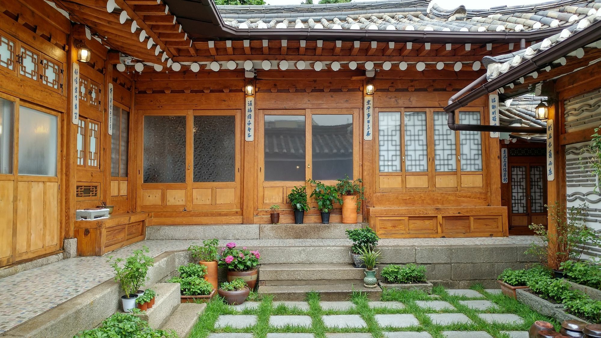 Bukchon Hyosunjae Guesthouse Сеул Екстер'єр фото