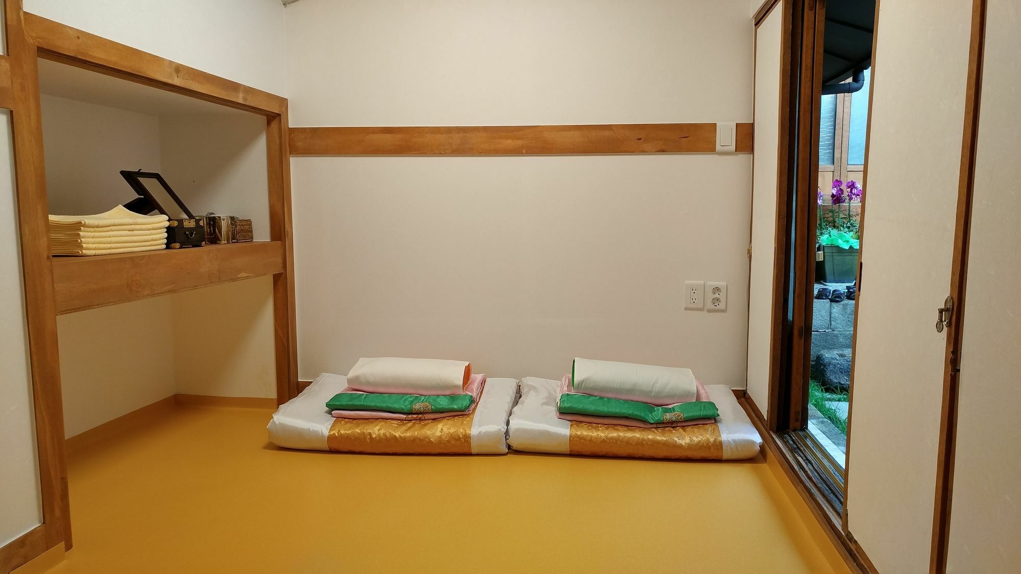 Bukchon Hyosunjae Guesthouse Сеул Екстер'єр фото