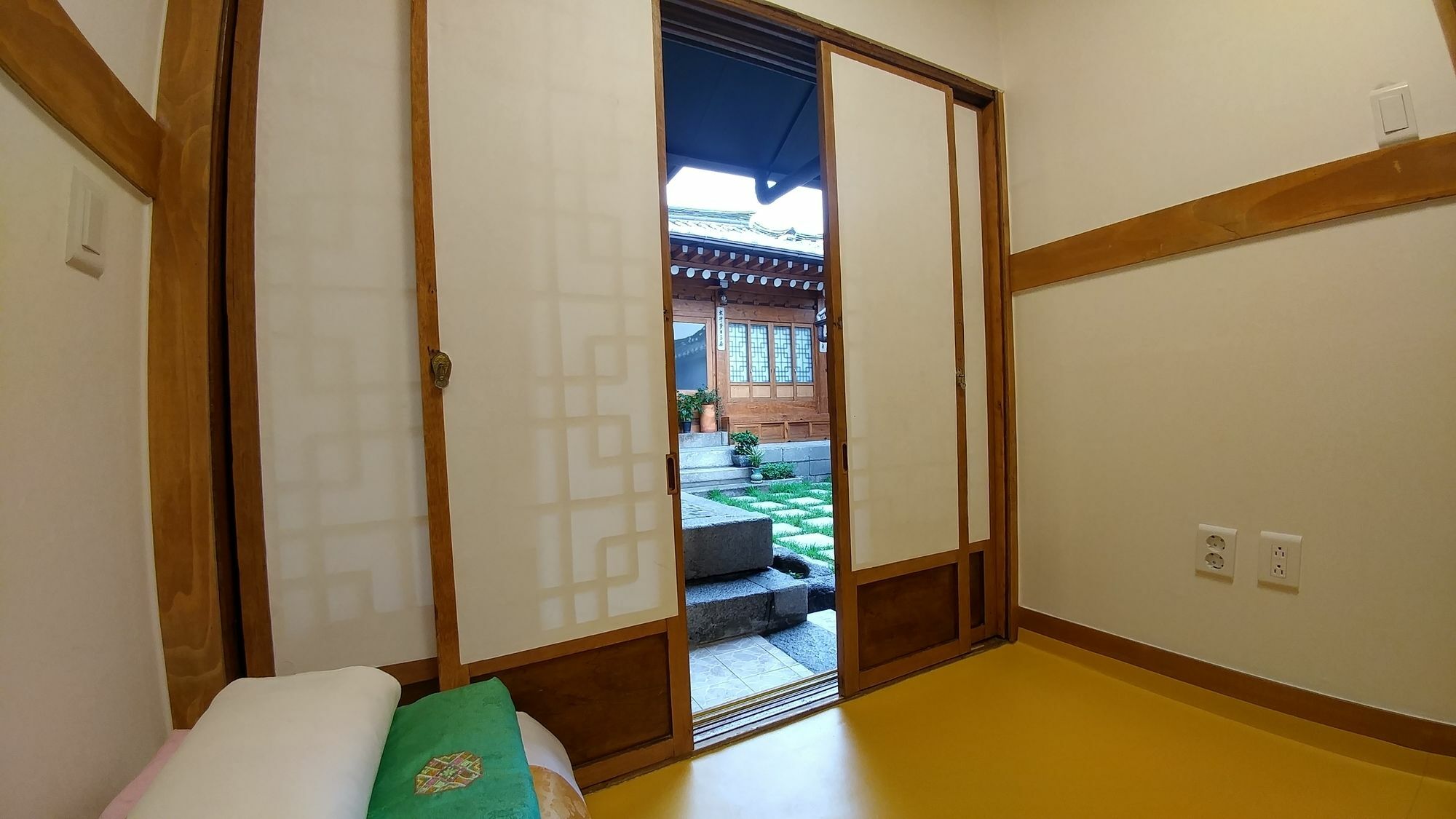 Bukchon Hyosunjae Guesthouse Сеул Екстер'єр фото