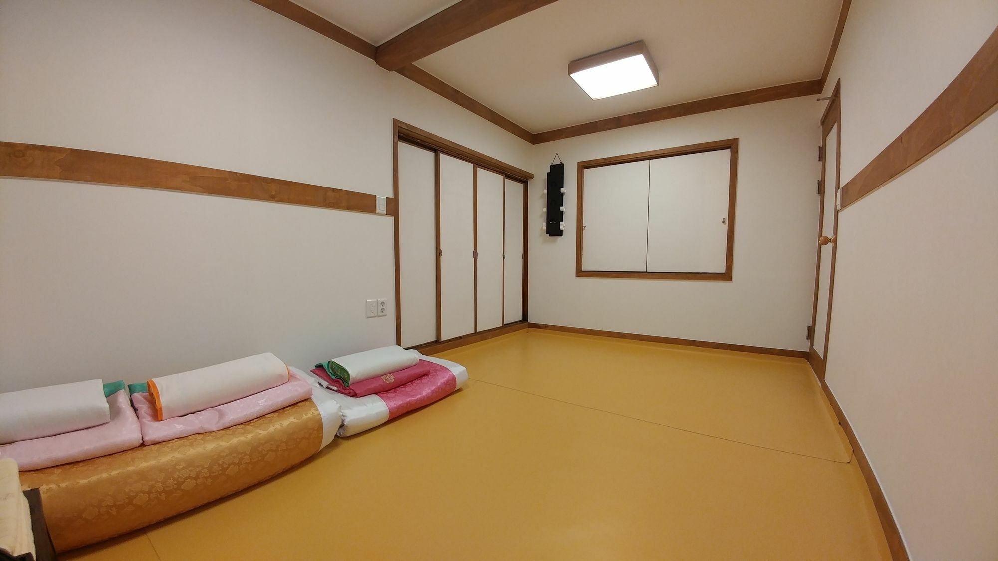 Bukchon Hyosunjae Guesthouse Сеул Екстер'єр фото