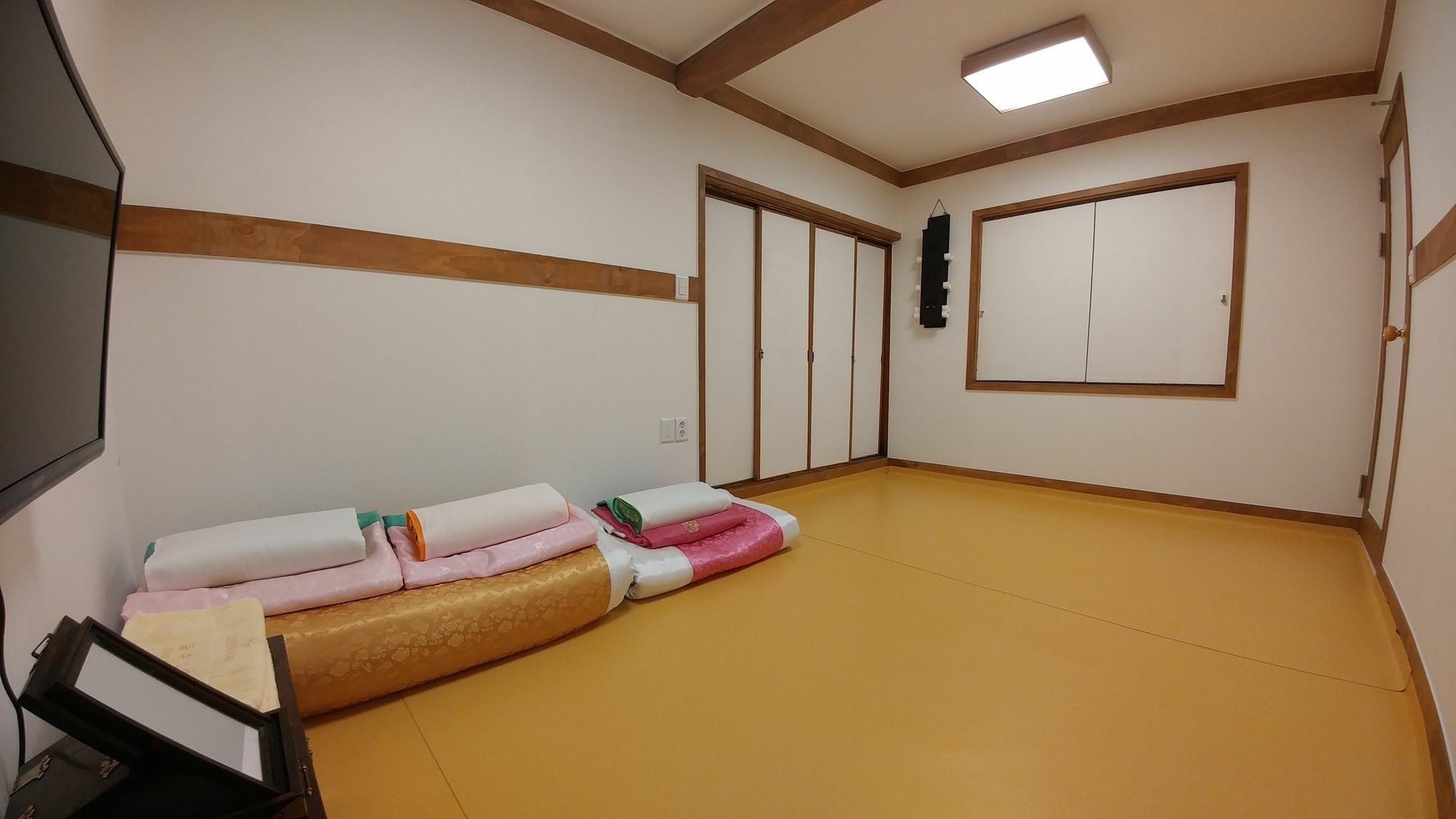 Bukchon Hyosunjae Guesthouse Сеул Екстер'єр фото