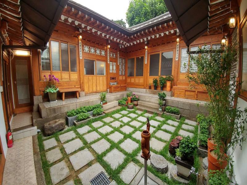 Bukchon Hyosunjae Guesthouse Сеул Екстер'єр фото