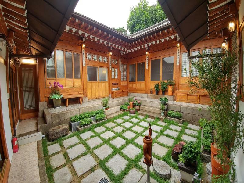 Bukchon Hyosunjae Guesthouse Сеул Екстер'єр фото